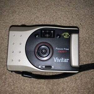Vivitar Focus Free PN2011 35mm Camera Untested